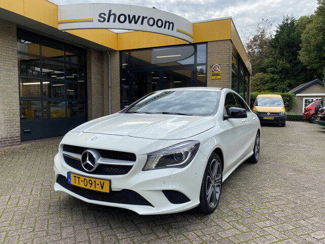 Mercedes-Benz CLA 220 CDI Ambition Automaat Navi