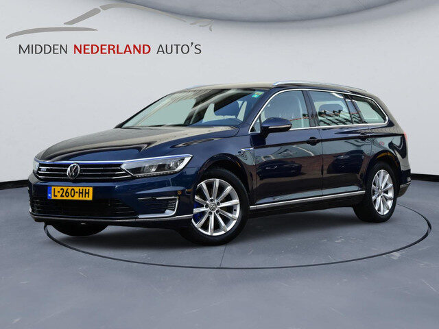 Volkswagen Passat Variant 1.4 TSI GTE Connected Series * ERGO STOELEN * STOELVERW * ADAPT CRUISE * P
