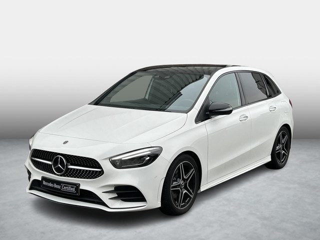 Mercedes-Benz B-Klasse 200 AMG Line | Panoramadak | Rijassistentie|