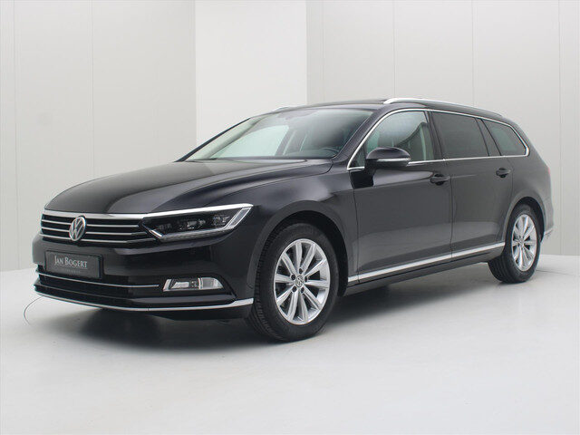 Volkswagen Passat Variant 2.0 TDI 150pk BMT 7-DSG Highline Bns [ PANODAK+LEDER+ACTIVE.DISPLAY+CAMERA
