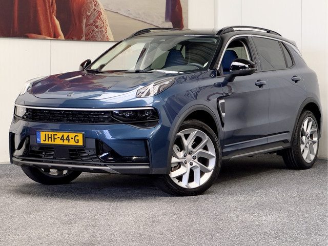 Lynk&Co 01 1.5 GREY LINE PREMIUM AUTOMAAT