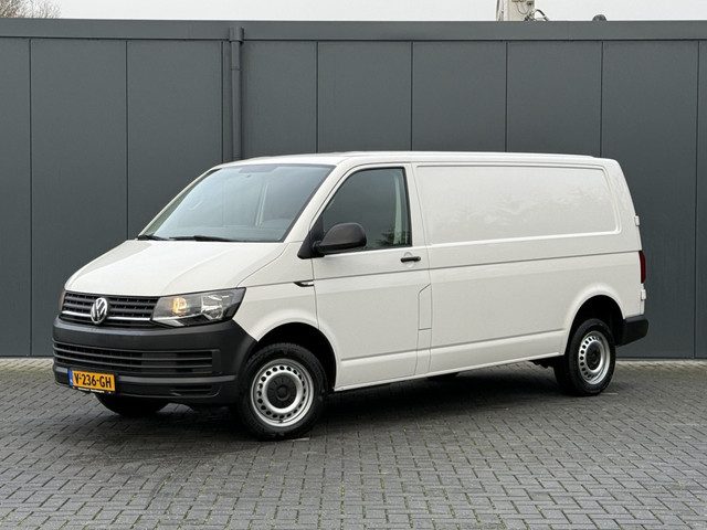 Volkswagen Transporter 2.0 TDI 150 PK E6 / DSG AUTOMAAT / L2H1 / 1e EIG. / TREKHAAK / AIRCO / CRUISE