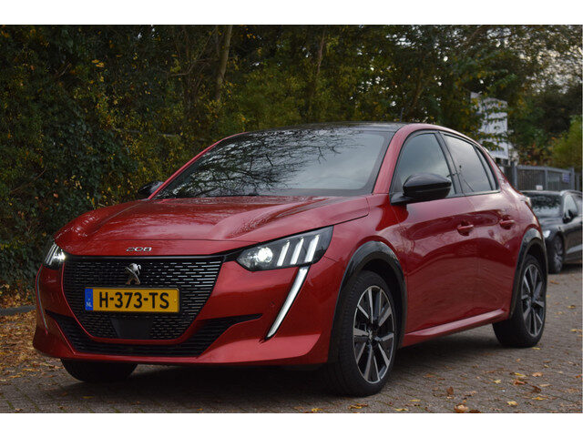 Peugeot 208 1.2 PureTech GT-Line 131 pk Pack Connect