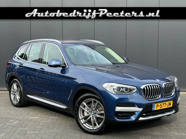 BMW X3 xDrive30e Sportstoelen HUD Live cockpit Sfeerlicht Carplay e.Trekhaak