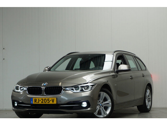 BMW 3 Serie touring 318i Corporate Lease High Executive