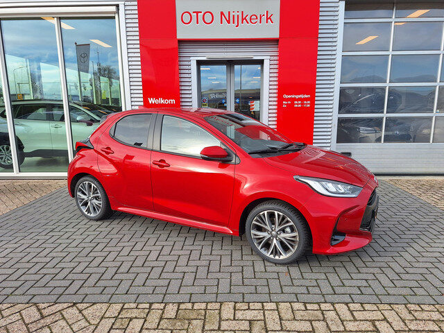 Toyota Yaris 1.5 Hybrid 130 Executive Limited met trekhaak