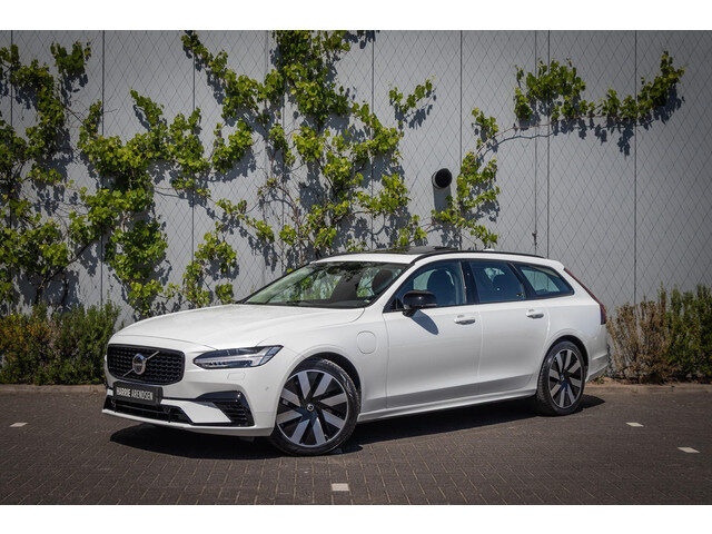 Volvo V90 T6 Plug-in hybrid AWD Ultra Dark