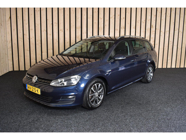 Volkswagen Golf Variant 1.0 TSI Business Edition Connected 140dkm Camera All-seasons Navi Cruise Cli
