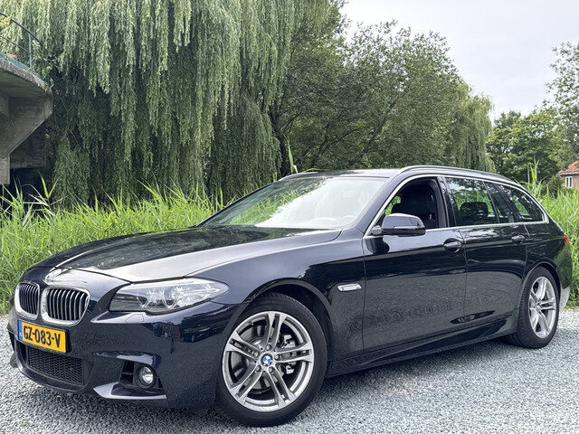 BMW 5 Serie touring 520IA M-SPORT EXECUTIVE