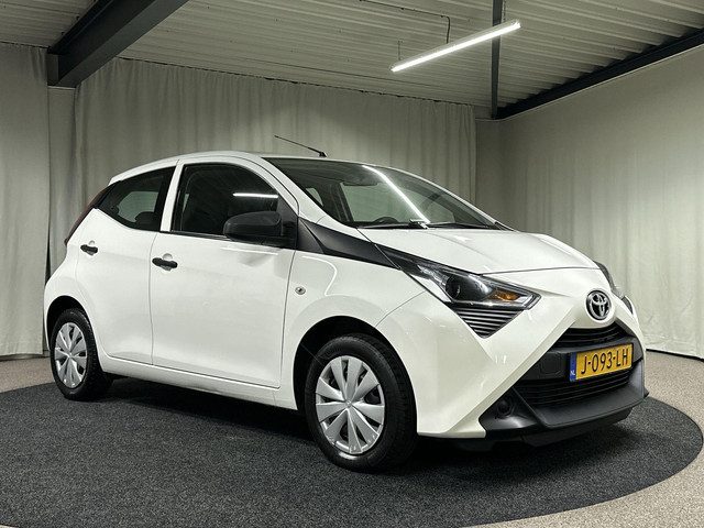Toyota Aygo 1.0 VVT-i x-fun