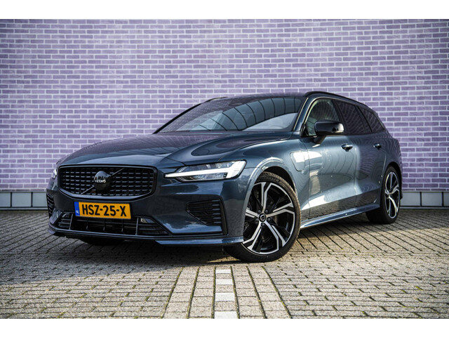 Volvo V60 2.0 T6 Plug-in hybrid AWD Plus Dark