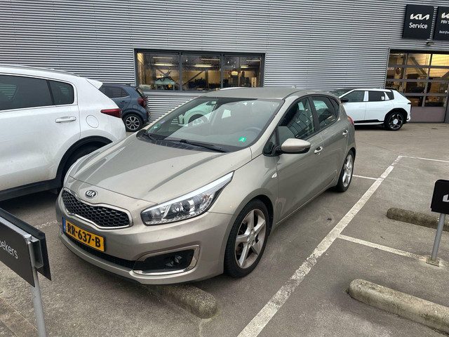 Kia cee'd 1.0 T-GDi ComfortPlusLine Navigator