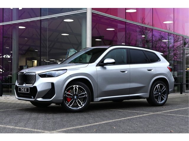 BMW iX1 eDrive20 M Sport