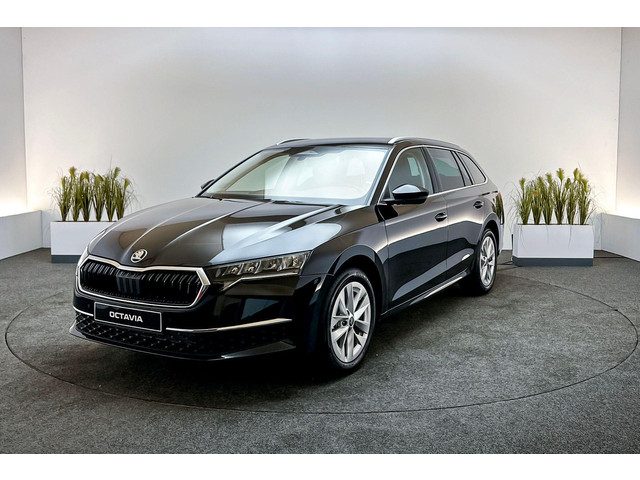 Škoda Octavia Combi Business Edition 1.5 TSI DSG m-HEV