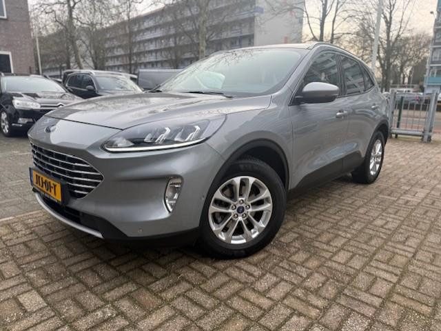 Ford Kuga 1.5 EcoBoost Titanium Navi/Camera/Trekh