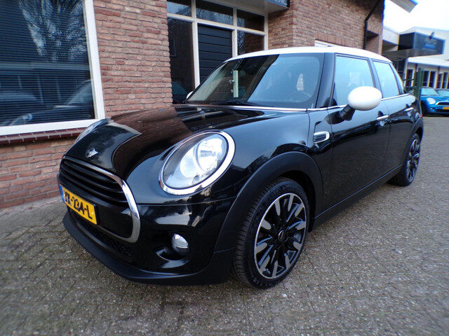 MINI Cooper Mini 1.5 Chili Half leder / Navi / stoelverwarming