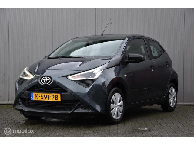 Toyota Aygo 1.0 VVT-i x-play | Airco | Bluetooth | 5 deurs