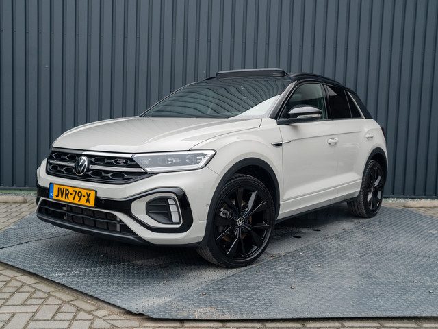 Volkswagen T-Roc 1.5 TSI R-Line Business | Trekhaak afnb. | Panodak | Keyless | Elk. A-klep | Side A