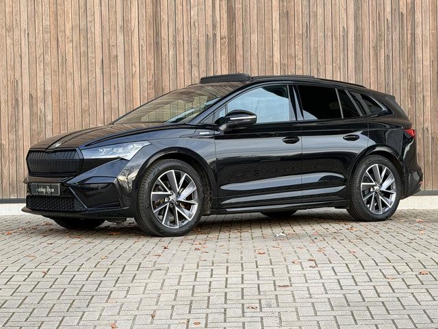 Škoda Enyaq iV 60 Sportline / Panoramadak / Trekhaak / LED