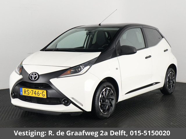 Toyota Aygo 1.0 VVT-i X-Fun Bi-Tone
