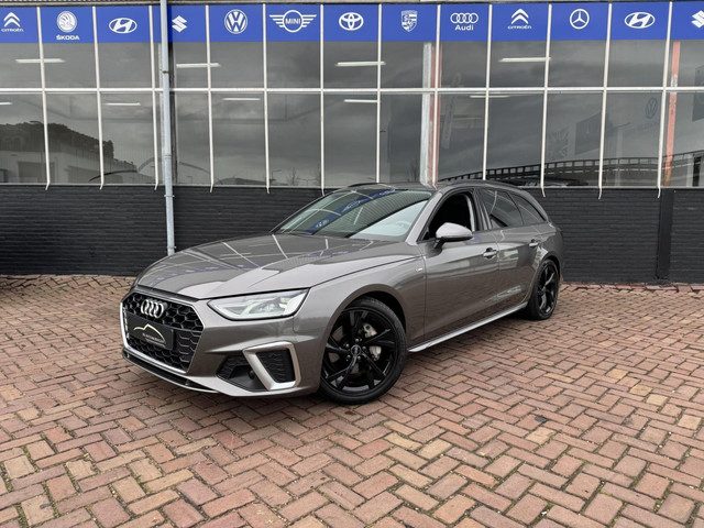 Audi A4 Avant 40 TFSI Pro S-Line **PANODAK + CARPLAY**