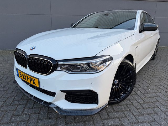 BMW 5 Serie 530e iPerformance High Executive M*292PK*Harman kardon*Top Optie*1eEigenaar*APK 2028