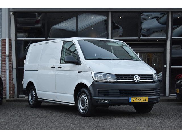 Volkswagen Transporter 2.0 TDI L2H1 Highline