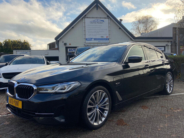 BMW 5 Serie 545E INDIVIDUAL/HEADUP/SOFTCLOSE/BTW/LASER