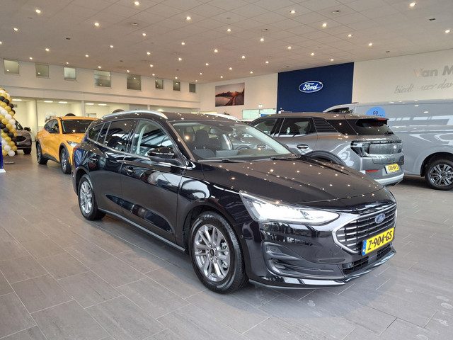 Ford Focus Wagon 1.0 EcoBoost Hybrid Titanium