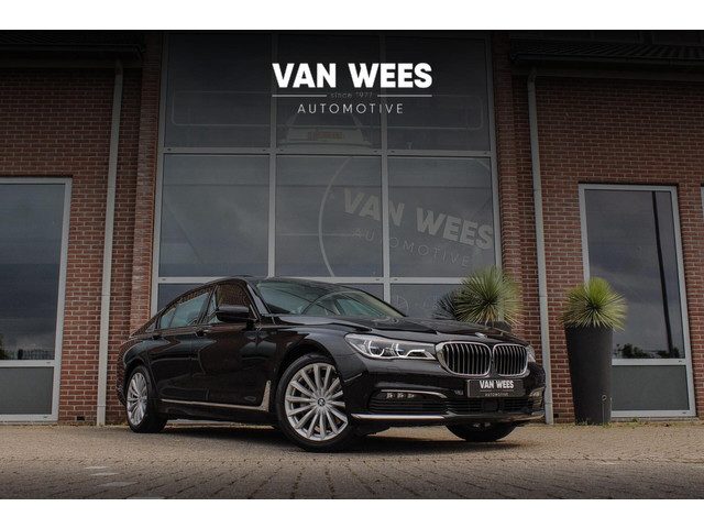 BMW 7 Serie 740i High Executive | 2e eigenaar | Camera | Laser | Head-up | Dakraam | 19 inch | Soft-
