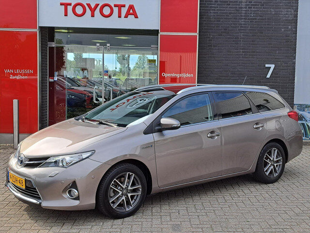 Toyota Auris Touring Sports 1.8 HYBRID LEASE