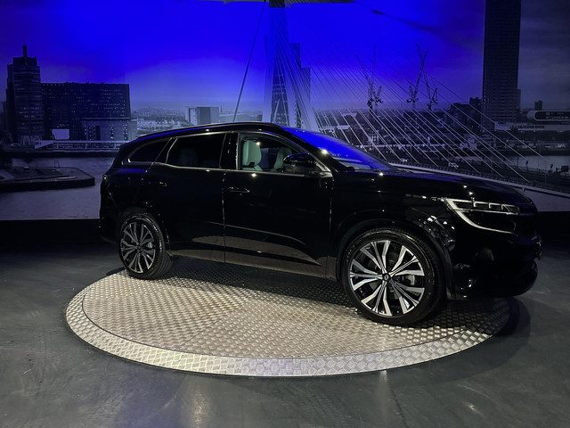 Renault Espace E-Tech full hybrid 200 iconic 7p.