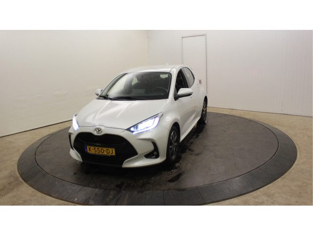 Toyota Yaris 1.5 VVT-i Dynamic Camera Navi Carplay Parelmoer lak