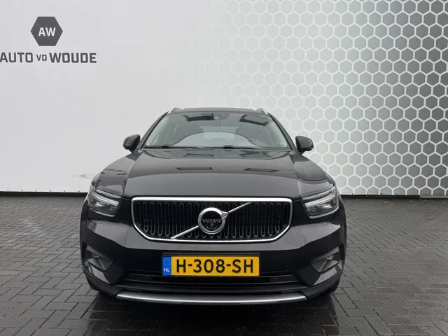 Volvo XC40 2.0 D4 AWD R-Design Intro Edition Pano Trekhaak