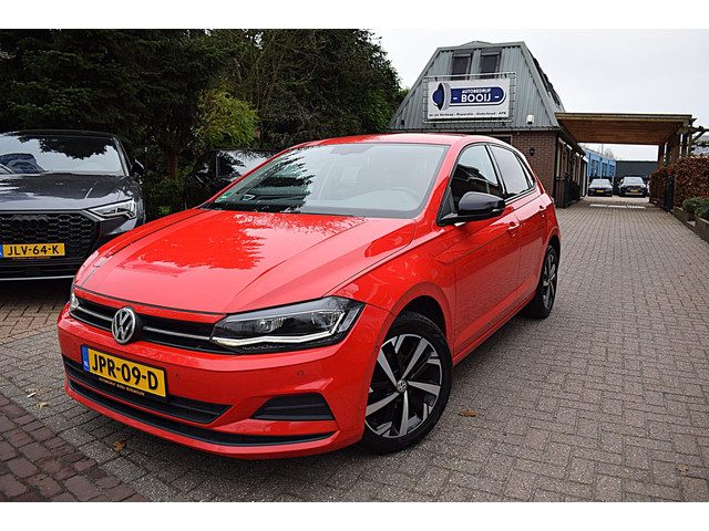 Volkswagen Polo TSI BEATS XENON-LED/CARPLAY/PDC VOOR/ACHTER/STOELVERWARMING/LIMID