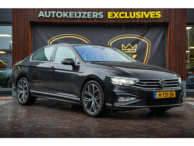 Volkswagen Passat 1.5 TSI Elegance Business R