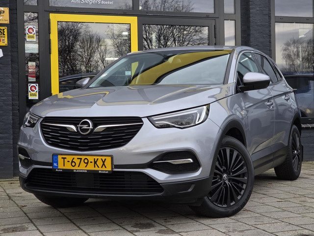 Opel Grandland X 1.2 Turbo Innovation 130PK | LED | 18" | Apple Carplay | Android Auto | Camera | El