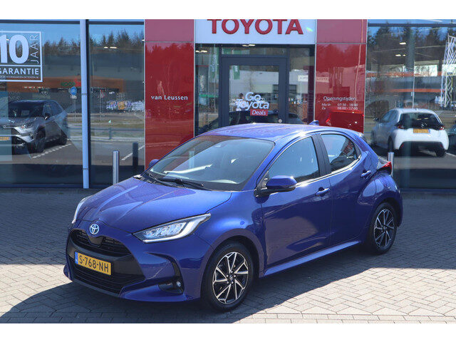 Toyota Yaris 1.5 HYBRID DYNAMIC