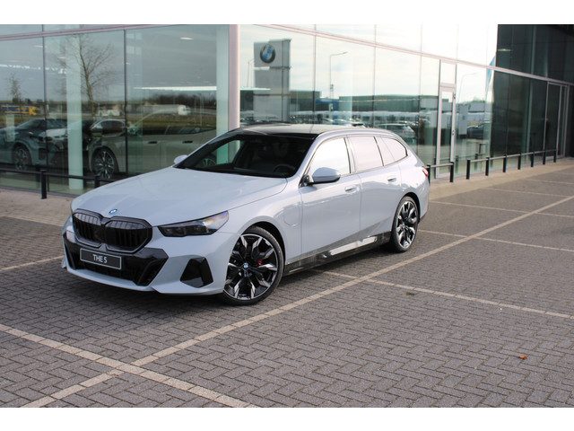 BMW 5 Serie touring 530e M Sport Automaat