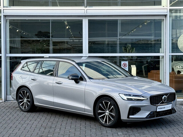 Volvo V60 T6 398PK Recharge Plus Dark| Adap.Cruise| 360Camera| Trehkaak