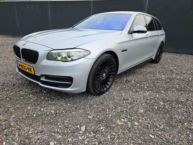 BMW 5 Serie touring 520d High Executive AUT. /LEDER/TREKHAAK/19"BREEDSET