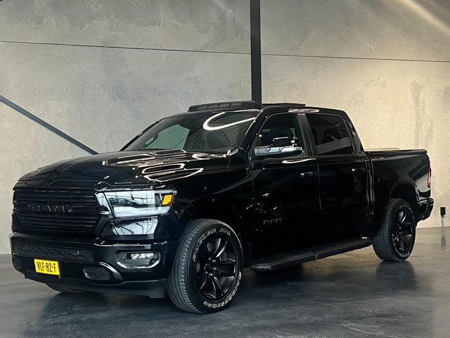 Dodge Ram 1500 5.7 V8 4x4 CrewCab Sport, Opendak,Grootscherm