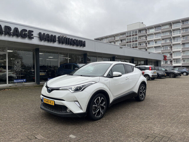 Toyota C-HR 1.8 Hybrid Active Navi Cruise Lmv Klima Acamera