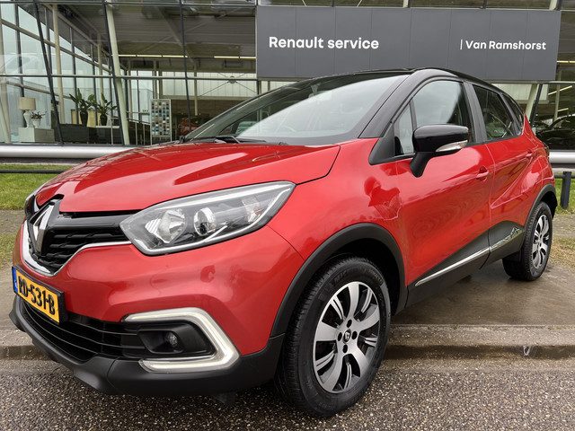 Renault Captur 0.9 TCe / Trekhaak / Parkeersenoren. Achter / Keyless / Airco / Armsteun / LMV /