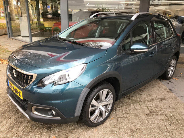 Peugeot 2008 Allure PureTech 110pk EAT6