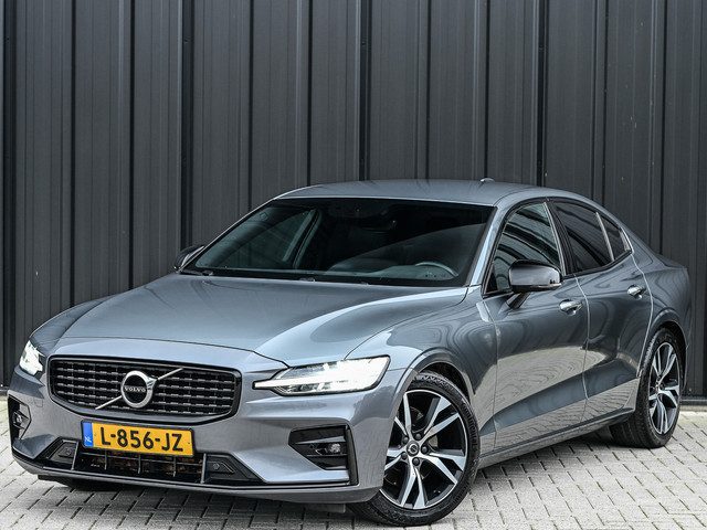 Volvo S60 2.0 B4 R-Design · NL-auto · Adaptive cruise · Stuur- en stoelverwarming · Achterbank verwa