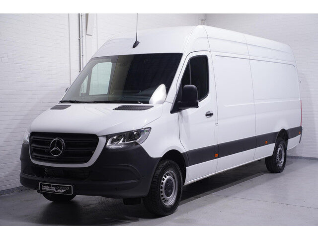 Mercedes-Benz Sprinter 317 CDI 170 pk L3H2 Airco, Camera