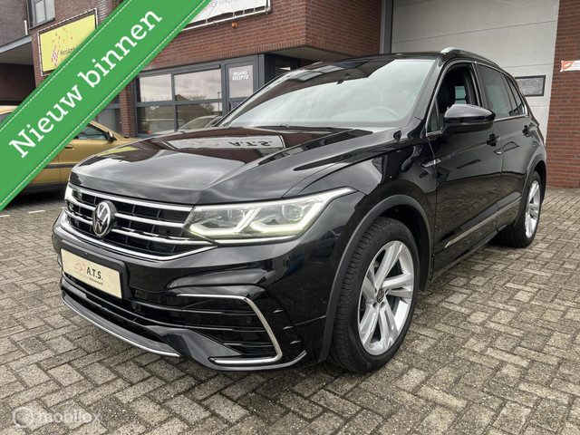 Volkswagen Tiguan 1.5 TSI R-Line LED*CAMERA*PANO-DAK*ACC*