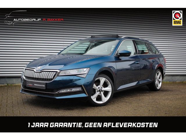 Škoda Superb Combi 1.4 TSI iV Style // Luxe lederen interieur | Trekhaak | Panoramadak | Memory | Ca