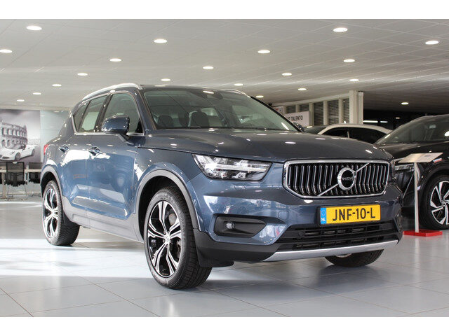 Volvo XC40 Inscription Recharge Plug-In Hybrid/H&K/LEDER/PANO/